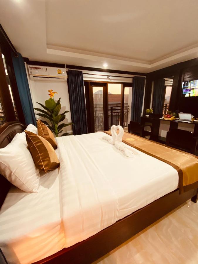 Consiana Hotel Vang Vieng Exterior photo