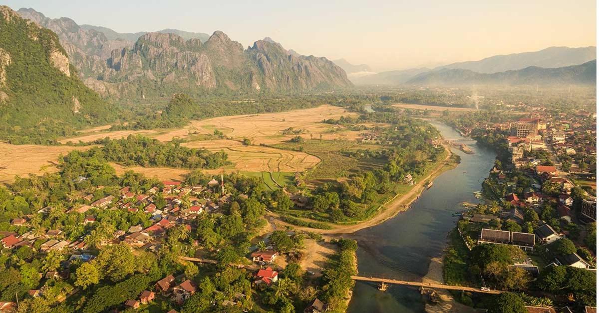 Consiana Hotel Vang Vieng Exterior photo