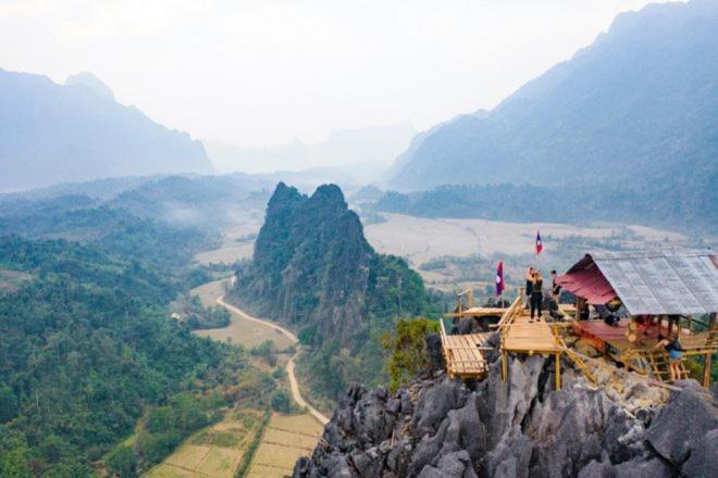 Consiana Hotel Vang Vieng Exterior photo