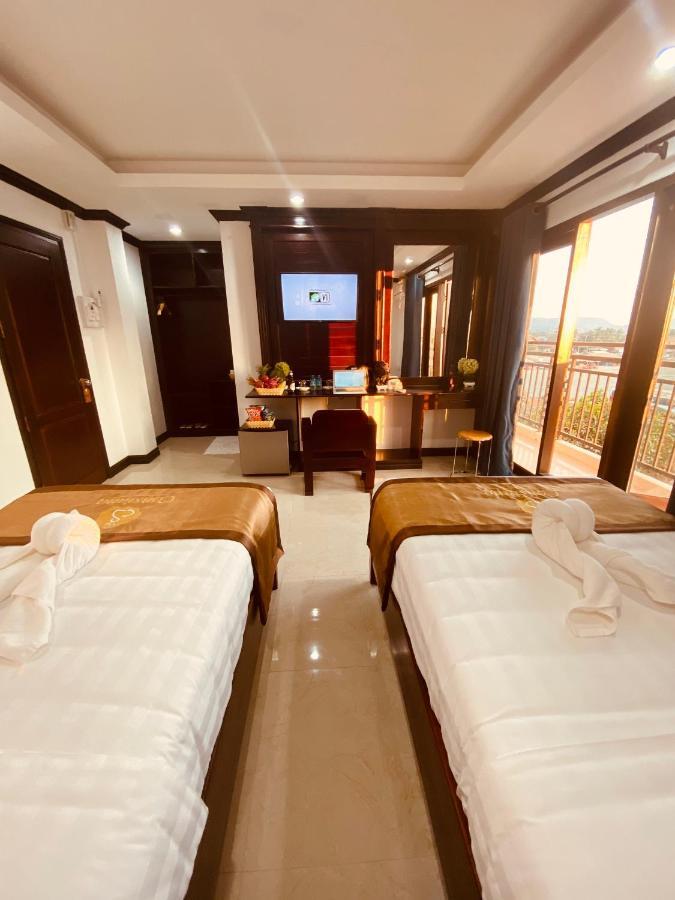 Consiana Hotel Vang Vieng Exterior photo