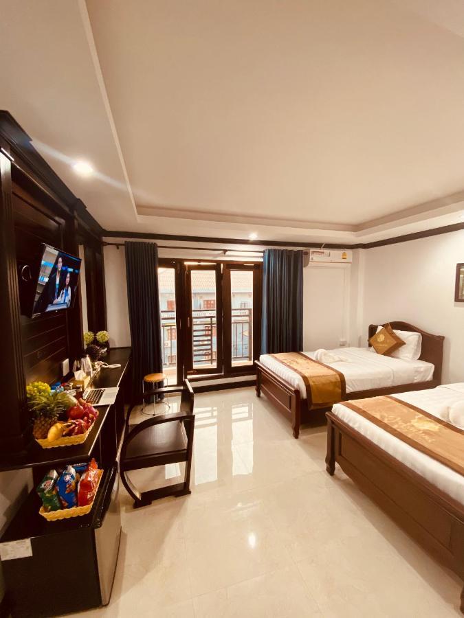 Consiana Hotel Vang Vieng Exterior photo